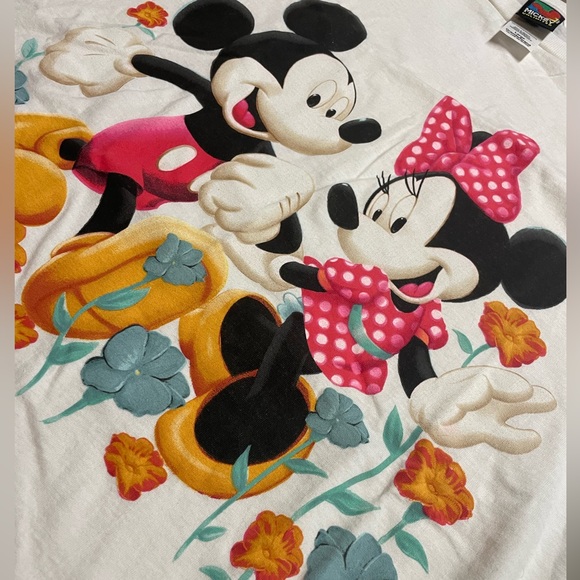 Vintage Mickey Mouse and Minnie Disney Graphic T-shirt Flower Field - Picture 3 of 5
